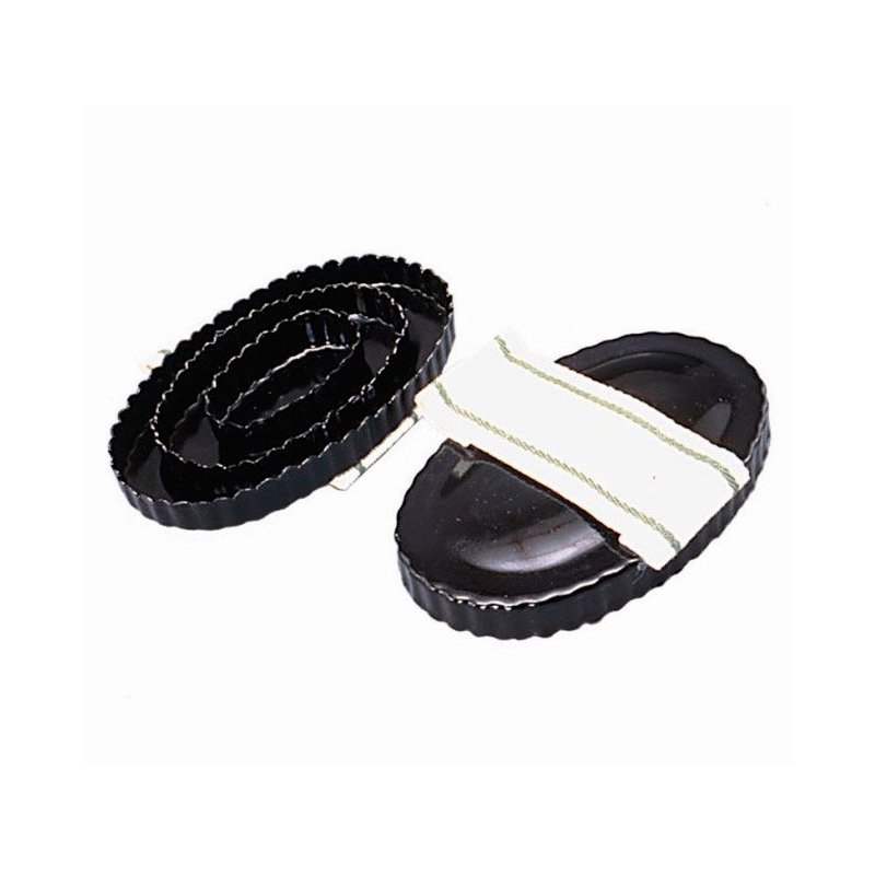 Striglia Tattini in metallo smaltato ovale